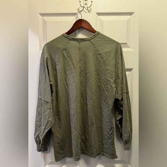 Aerie Oversized Boyfriend Long Sleeve Tee - Picture 4 of 4
